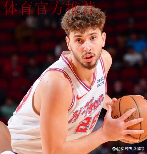 申京高难度后仰命中 约基奇三分球强势回应